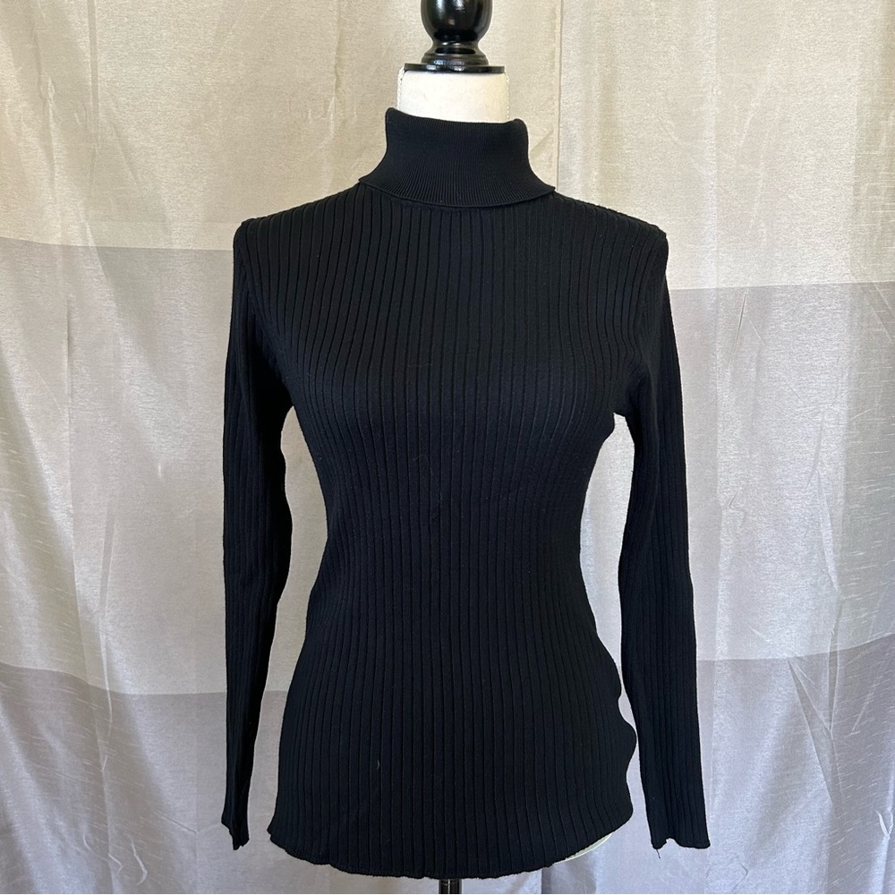 Madison Grey ribbed turtleneck